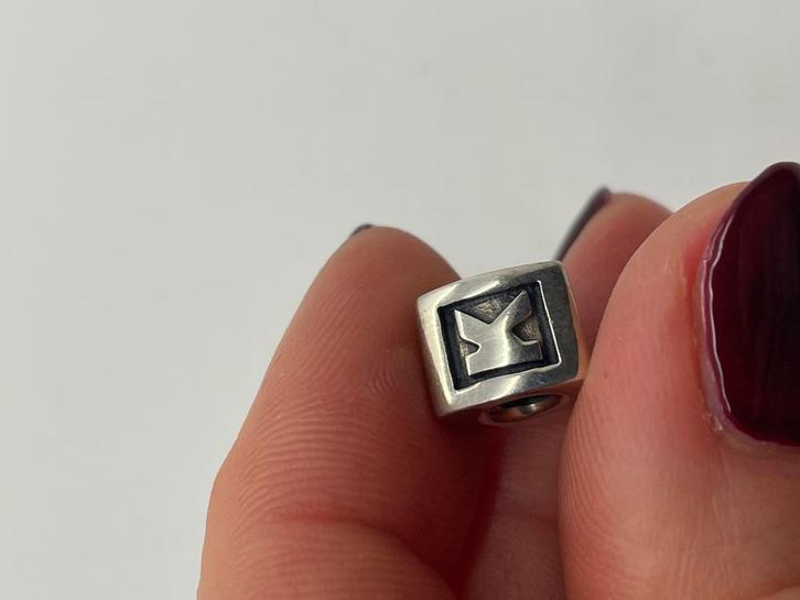 B55 Pandora zilveren bedel letter K, Sieraden, Tassen en Uiterlijk, Bedels, Pandora, Zilver, 1 bedel, Ophalen of Verzenden