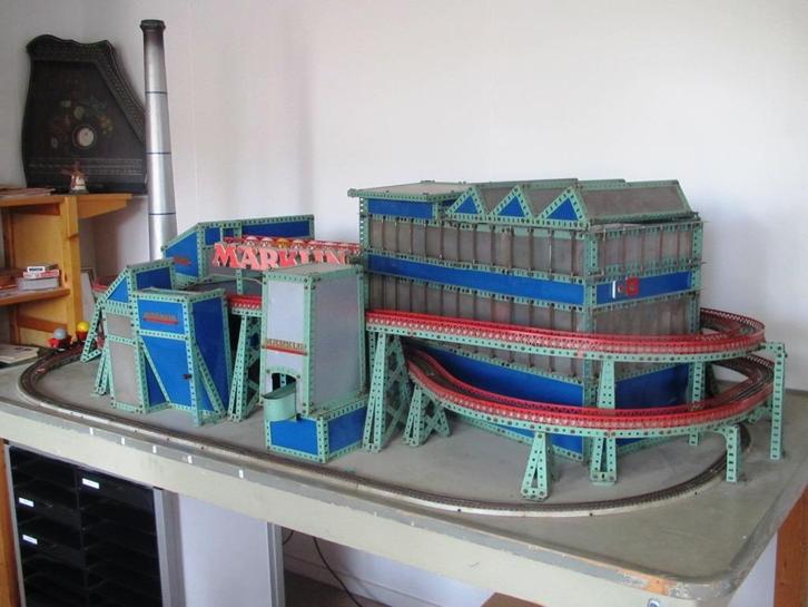 Märklin H0 FABRIEK 1956 etalagemodel Industrieanlage werkend, Hobby en Vrije tijd, Modeltreinen | H0, Gebruikt, Brug, Tunnel of Gebouw
