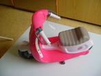 roze barbie scooter zonder ab 38lx29hx16br, Ophalen of Verzenden, Zo goed als nieuw, Barbie