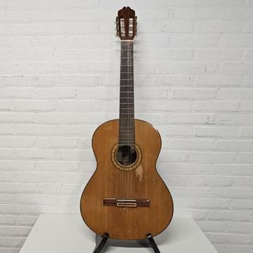 Georg Washburn C-100S akoestische klassieke gitaar beschikbaar voor biedingen