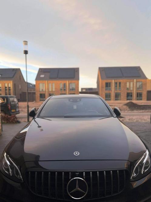 Mercedes-Benz E-Klasse E300 de 316pk 9GTRONIC 2019 Zwart AMG, Auto's, Mercedes-Benz, Particulier, E-Klasse, 360° camera, Aangepast voor mindervaliden