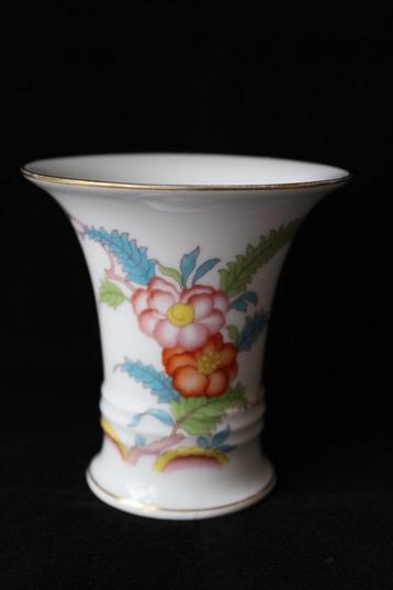 Vintage Rosenthal porseleinen vaas c 1927 beschikbaar voor biedingen