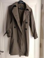 Trenchcoat dames  zomerjas lang  leger groene kleur maat 34, Ophalen of Verzenden, Zo goed als nieuw, Maat 34 (XS) of kleiner