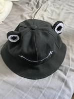 Black frog bucket hat, Ophalen, Nieuw, One size fits all, Hoed