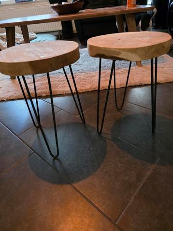 2 Bijzettafeltjes - Setprijs! beschikbaar voor biedingen