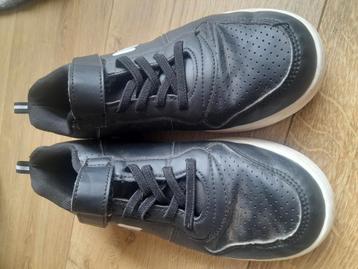 Schoenen fila maat 35, zwart beschikbaar voor biedingen