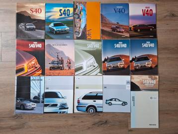Set van 16 Volvo S40 V40 folders beschikbaar voor biedingen