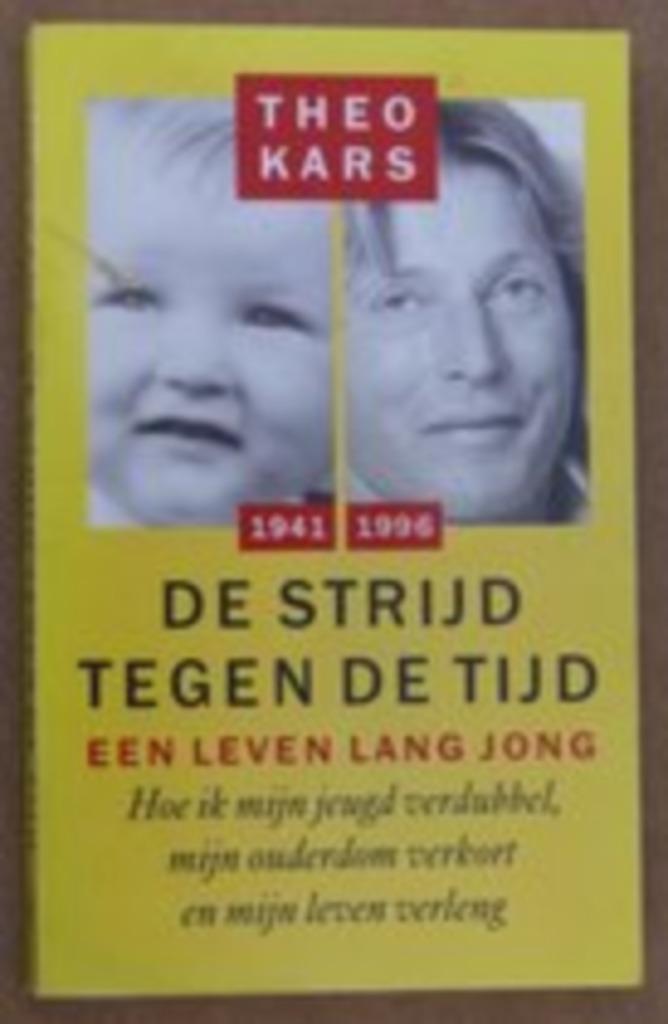 Theo Kars - De strijd tegen de tijd, Boeken, Romans, Zo goed als nieuw, Ophalen of Verzenden