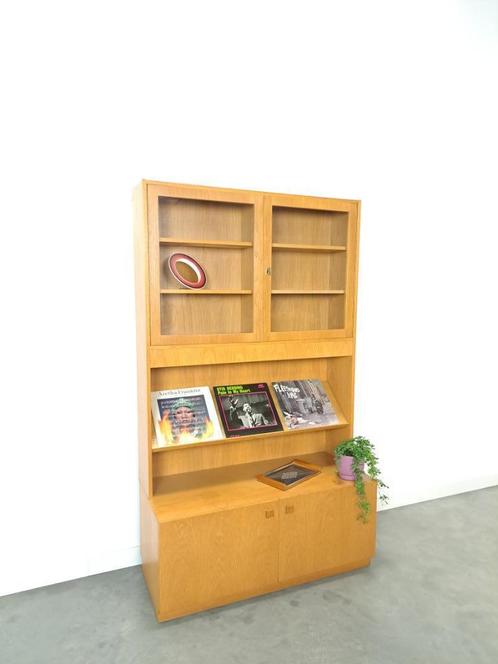 Hoge LP vitrinekast glazen deuren, lectuurplank uit Zweden, Huis en Inrichting, Kasten | Vitrinekasten, Gebruikt, 150 tot 200 cm