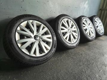 5x112/ 16inch ORGINEEL VW WINTERSET MET WIELDOPPEN 205 55 16 beschikbaar voor biedingen