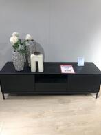 TV-dressoir Trentino, Ophalen, 150 tot 200 cm, Eikenhout, Zo goed als nieuw