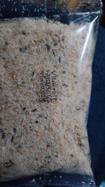 Vitakraft parkieten voer honderden verpakkingen  beschikbaar voor biedingen