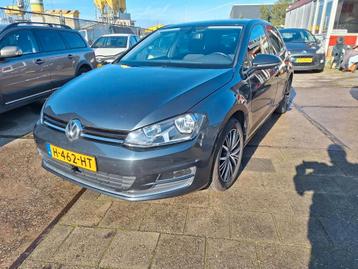 Volkswagen Golf 1.2 TSI Business Edition R Connected beschikbaar voor biedingen
