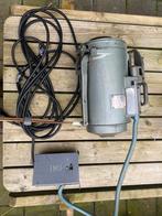 Singer BSS 170 clutch motor naaimachine, Ophalen, Zo goed als nieuw, Naaimachine, Singer