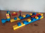 Duplo racestraat met formule 1 wagen, Kinderen en Baby's, Speelgoed | Duplo en Lego, Ophalen of Verzenden, Zo goed als nieuw, Duplo