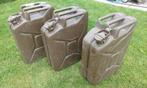 3 jerrycans Koninklijke Landmacht, Verzamelen, Militaria | Algemeen, Ophalen, Landmacht, Nederland, Overige typen