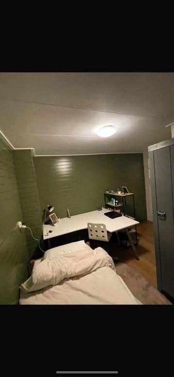 Ikea Galant Wit hoek bureau met houten bureaustoel 160x80 - afbeelding 1