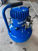 Silent blue 50/24 stille compressor, Doe-het-zelf en Verbouw, Compressors, Ophalen, 6 tot 10 bar, Zo goed als nieuw, 25 tot 100 liter