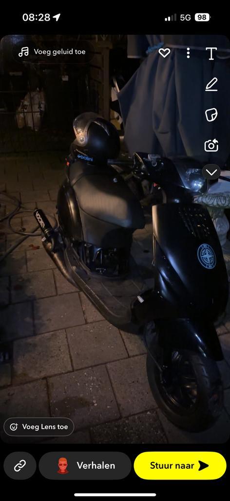 Piaggio zip 125cc 2t, Fietsen en Brommers, Scooters | Piaggio, Zo goed als nieuw, Zip, Maximaal 45 km/u, Tweetakt, Ophalen