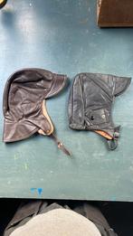 2 antieke leren caps piloten motoren brommers, Ophalen of Verzenden