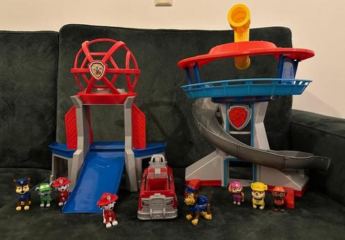 GELIJK OPHALEN! 2 Paw Patrol Uitkijktorens Incl alle PUPS!, Kinderen en Baby's, Speelgoed | Actiefiguren, Zo goed als nieuw, Ophalen of Verzenden