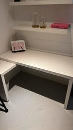 Ikea Malm bureau met 2 planken, Huis en Inrichting, Bureaus, Ophalen, Zo goed als nieuw, Bureau