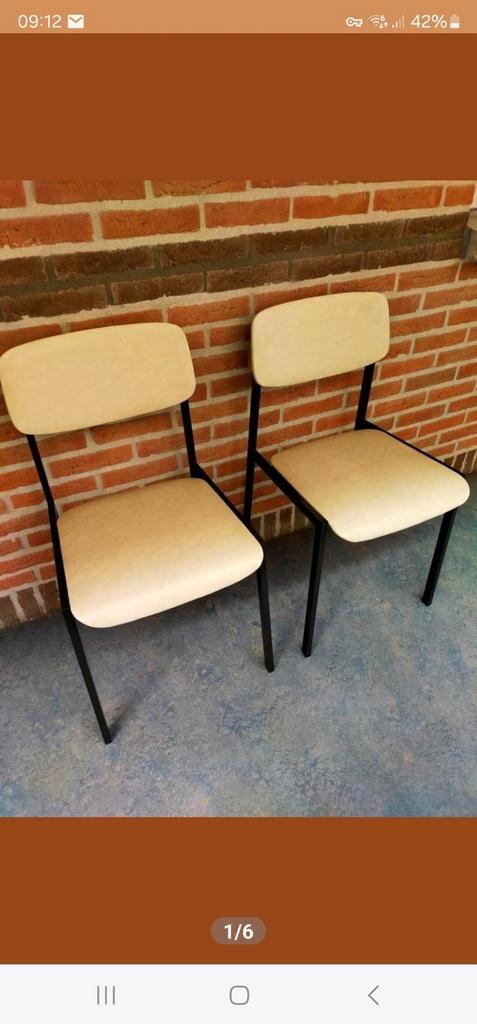 2x jaren 60 stoelen, Huis en Inrichting, Stoelen, Zo goed als nieuw, Twee, Leer, Wit, Ophalen
