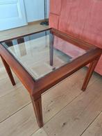 KERSENHOUTEN BIJZETTAFEL 60X60 MET GESLEPEN GLAZEN BLAD, Ophalen, Zo goed als nieuw, Vierkant