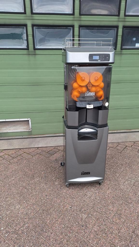 Citruspers, Sinaasappelpers , Zumex, Versatile Pro,, Witgoed en Apparatuur, Keukenmixers, Gebruikt, 4 liter of meer, 1 snelheid
