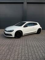 Volkswagen Scirocco 1.4 TSI 90KW 2009 Wit, Auto's, Volkswagen, Voorwielaandrijving, Stof, Zwart, 4 cilinders