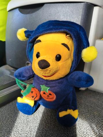 Halloween Pooh Knuffel beschikbaar voor biedingen