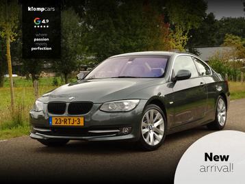 BMW 3-SERIE coupe 330i High Executive | 1 familie | Or NL-NA beschikbaar voor biedingen