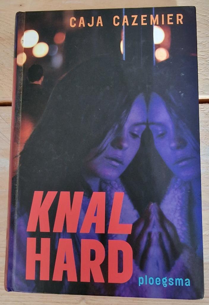 ZGAN Knalhard Caja Cazemier, Boeken, Kinderboeken | Jeugd | 13 jaar en ouder, Zo goed als nieuw, Ophalen of Verzenden