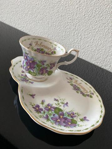 Royal Albert Kop en Schotel - February beschikbaar voor biedingen