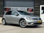 Volkswagen Golf 1.0 TSI Camera Carplay Acc Stoelverwarming, Voorwielaandrijving, Gebruikt, Euro 6, Origineel Nederlands