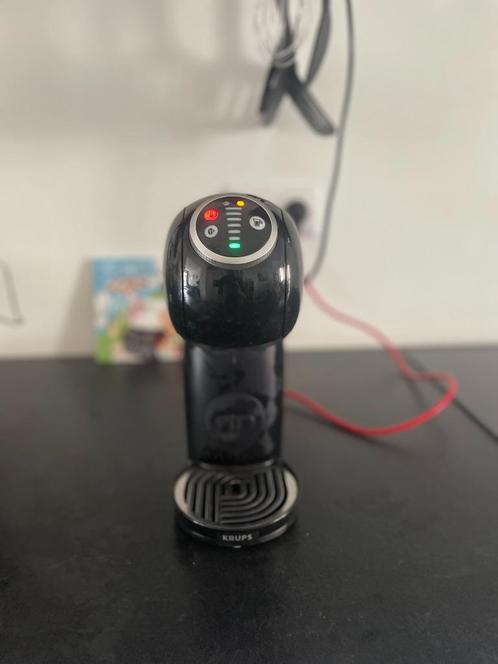Krups NESCAFÉ Dolce Gusto Genio S Plus KP3408, Witgoed en Apparatuur, Koffiezetapparaten, Zo goed als nieuw, Overige typen, Koffiemachine