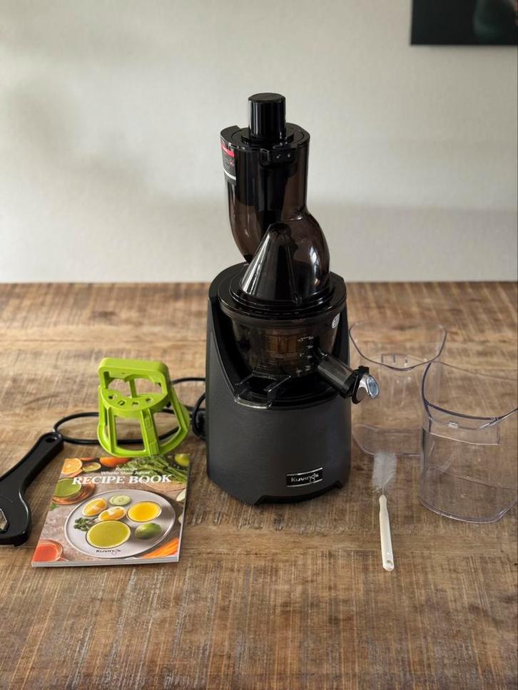 Slow juicer kuvings, antraciet grijs, als nieuw, Witgoed en Apparatuur, Juicers, Zo goed als nieuw, Ophalen