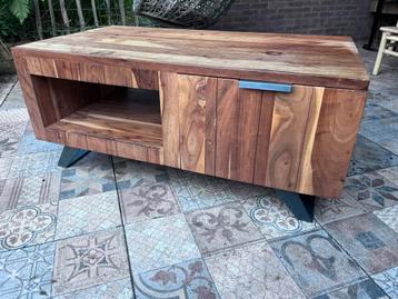 Houten Televisiemeubel/salontafel met 2 lade beschikbaar voor biedingen