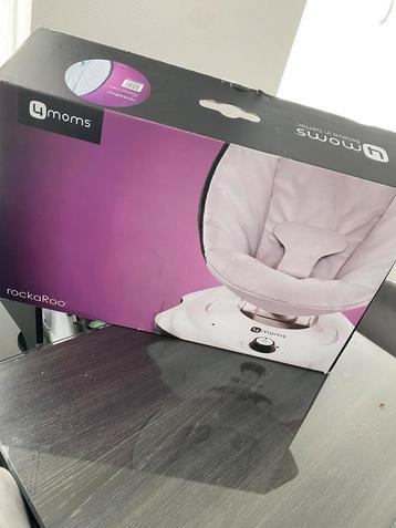 4 moms rockaRoo beschikbaar voor biedingen