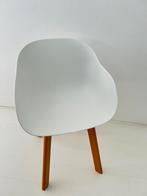 Moderne witte kuipstoel, Huis en Inrichting, Ophalen, Kunststof, Wit, Zo goed als nieuw