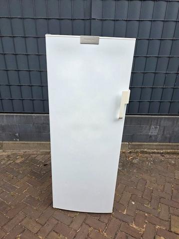 Siemens vrijstaande 6 laden vrieskast A ++  beschikbaar voor biedingen