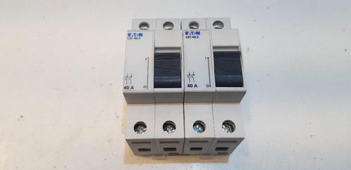 Eaton Groepenkast Hoofdschakelaar LSC40.2 40A 240V (2x), Hobby en Vrije tijd, Elektronica-componenten, Gebruikt, Ophalen of Verzenden