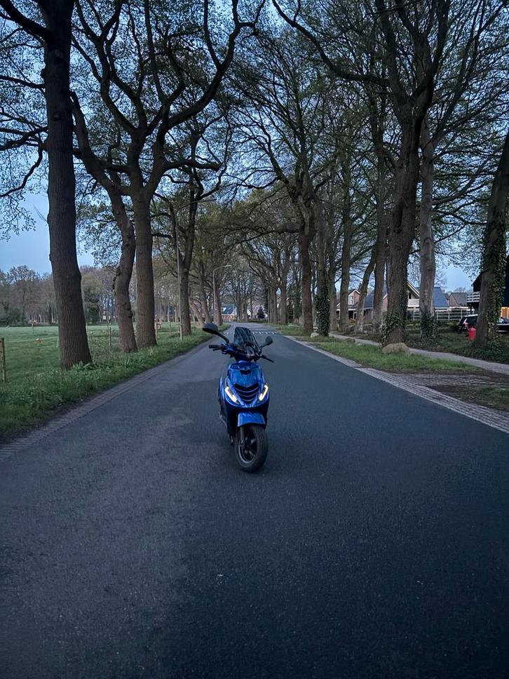 Piaggio Zip 4T 80cc, Fietsen en Brommers, Scooters | Yamaha, Gebruikt, Overige modellen, Maximaal 45 km/u, Benzine, Ophalen