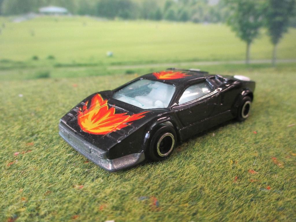 1:56 Lamborghini Countach - Majorette zwart, Ophalen of Verzenden, Gebruikt, Auto