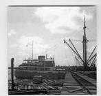 scheepvaart-foto-KNSM- clio- houtladen-locatie-suriname ??, Verzamelen, Ophalen of Verzenden, Zo goed als nieuw, Motorboot, Boek of Tijdschrift