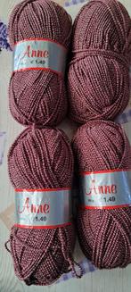 4 Bollen Anne Garen - Rood/Wit, Hobby en Vrije tijd, Breien en Haken, Ophalen of Verzenden, Nieuw, Breien of Haken, Wol of Garen