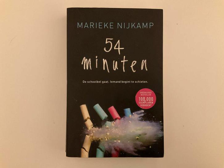 54 Minuten - Marieke Nijkamp, Boeken, Kinderboeken | Jeugd | 13 jaar en ouder, Gelezen, Fictie, Ophalen of Verzenden