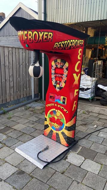 Te huur  boksbal automaat beschikbaar voor biedingen