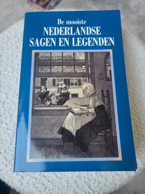 De mooiste Nederlandse sagen en legenden, Boeken, Sprookjes en Fabels, Gelezen, Ophalen of Verzenden
