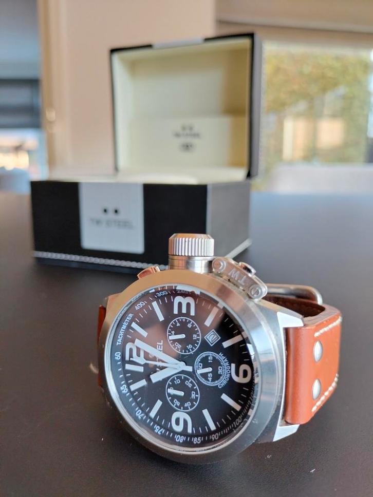TW Steel horloge - TW 6 - Chronograph, Sieraden, Tassen en Uiterlijk, Horloges | Heren, Zo goed als nieuw, Overige merken, Leer